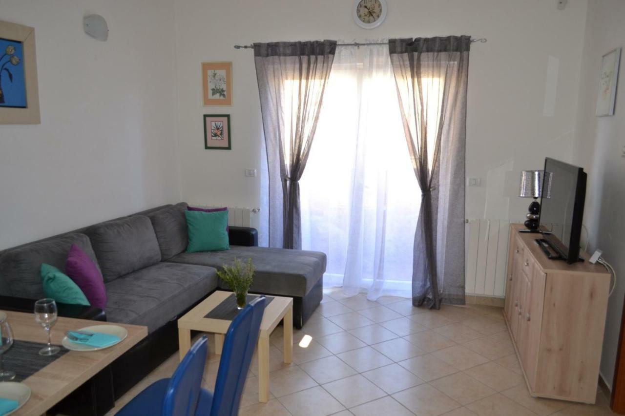 Apartment Din Banjole Exterior foto
